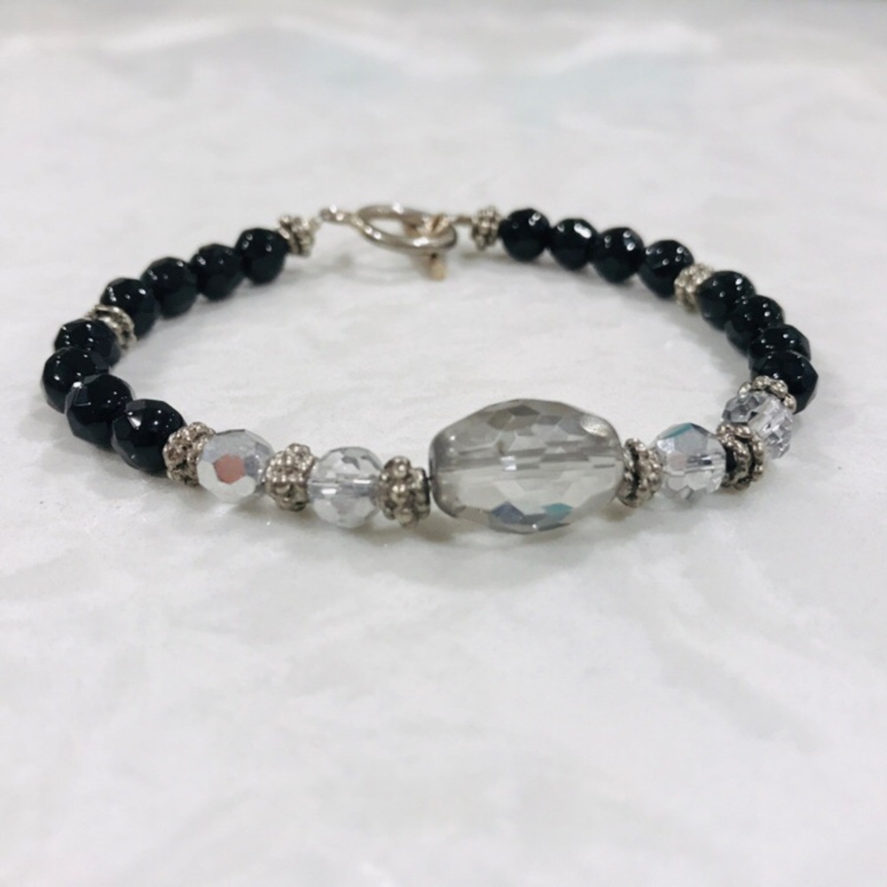 Beaded bracelet